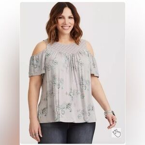TORRID 0 0X XL Gray Supersoft Knit Floral Top Eyelet Accent R $39